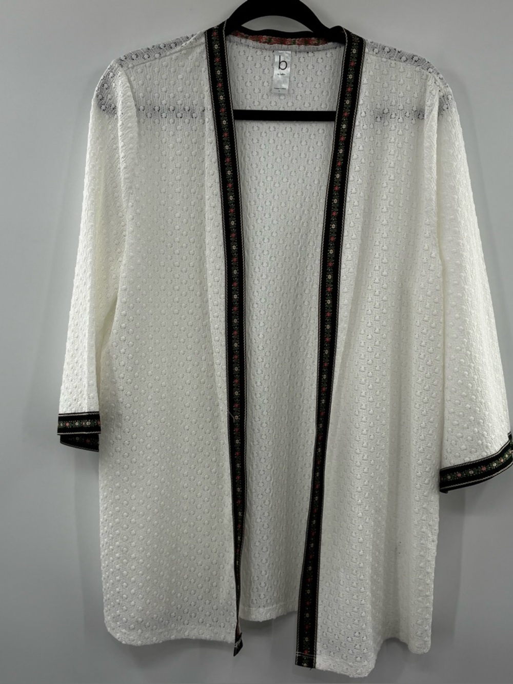 3For$20 B by Bellini Open-Front White Lace Cardigan  with Black Trim size Large